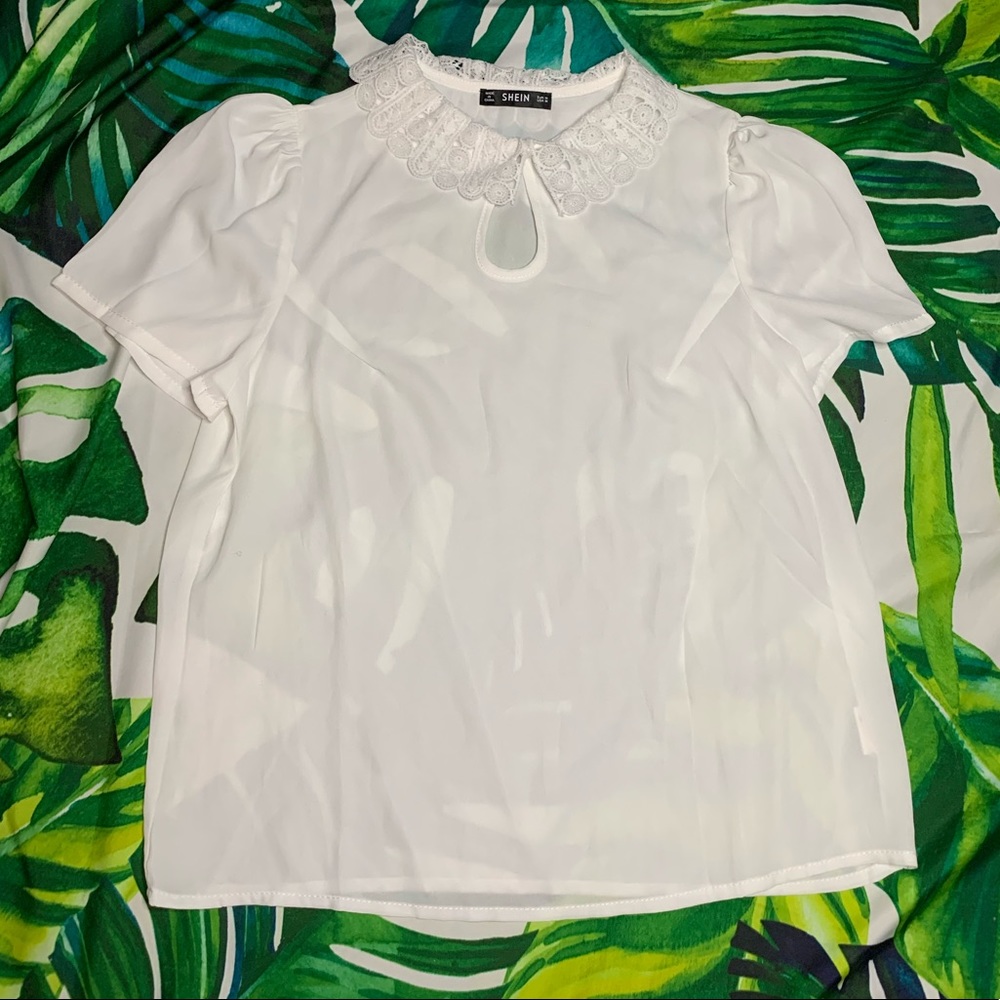 🛑SOLD🛑SHEIN Lace Collar White Top